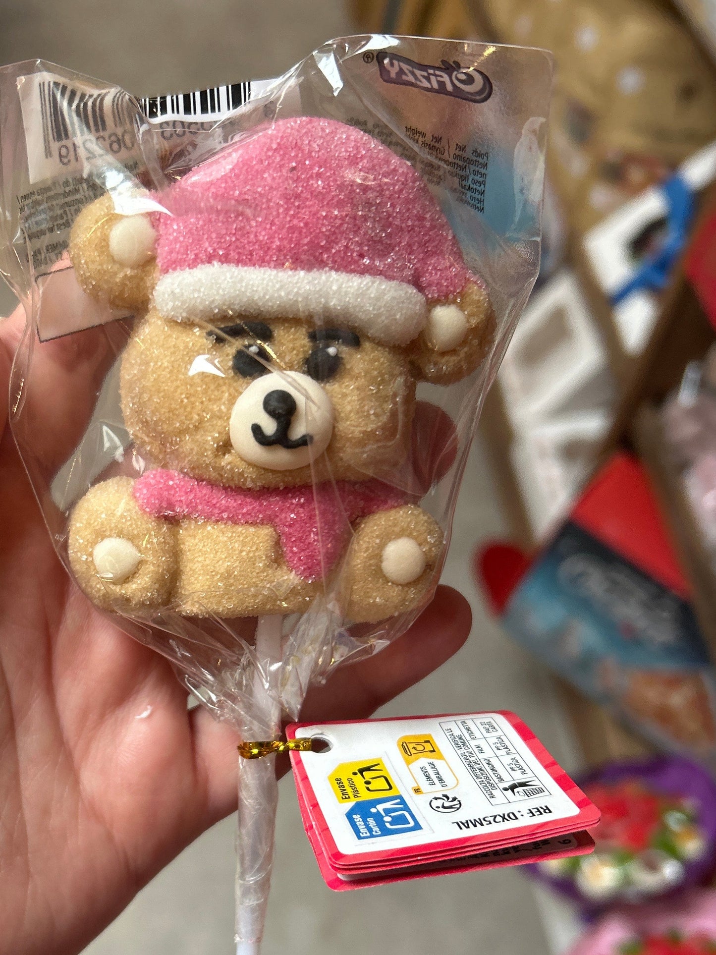 Christmas Mallow Pops